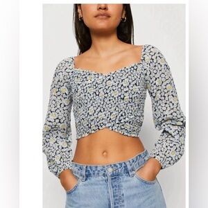 American Eagle Womens Long Sleeve Smocked Floral Blouse Size Small